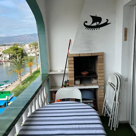 Le Marinola à * Empuriabrava